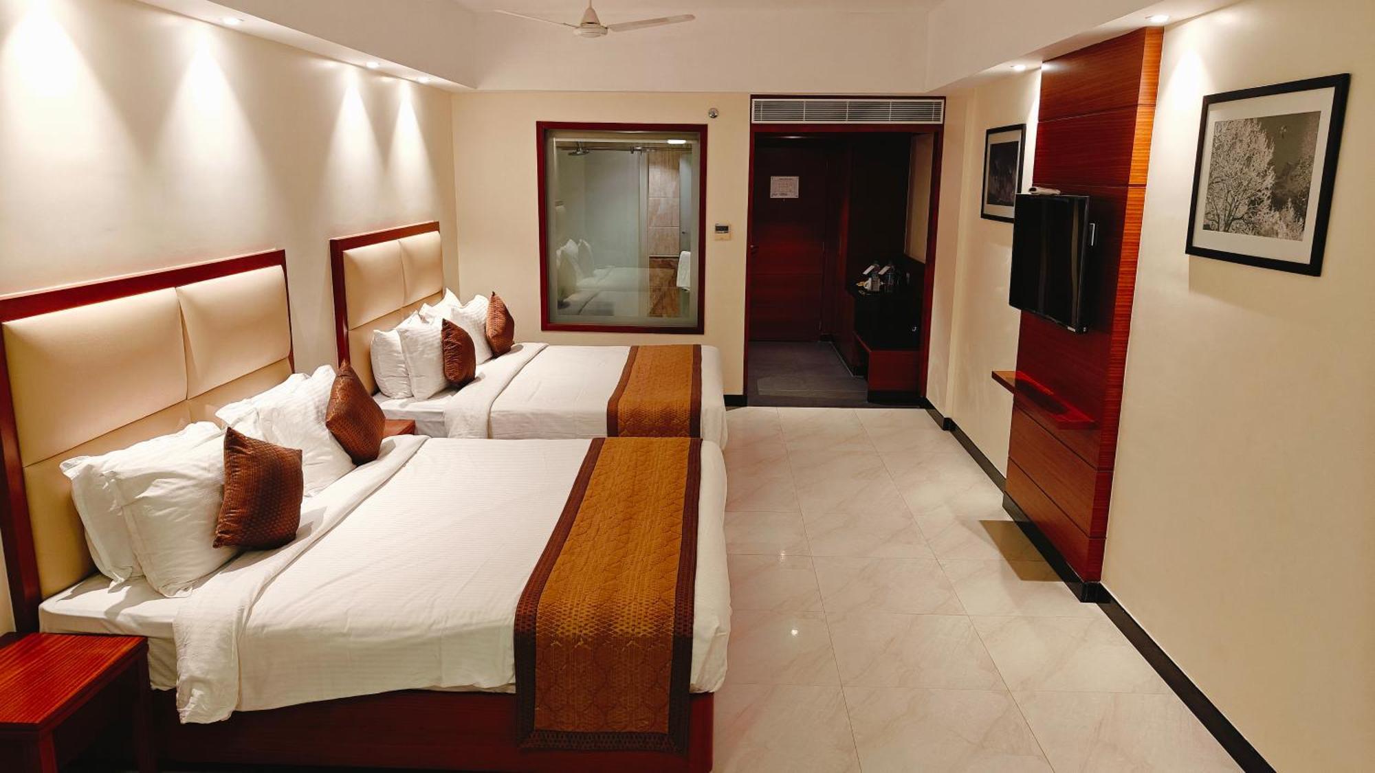 Mm Legacy - A Bergamont Hotel, Kancheepuram Exteriör bild